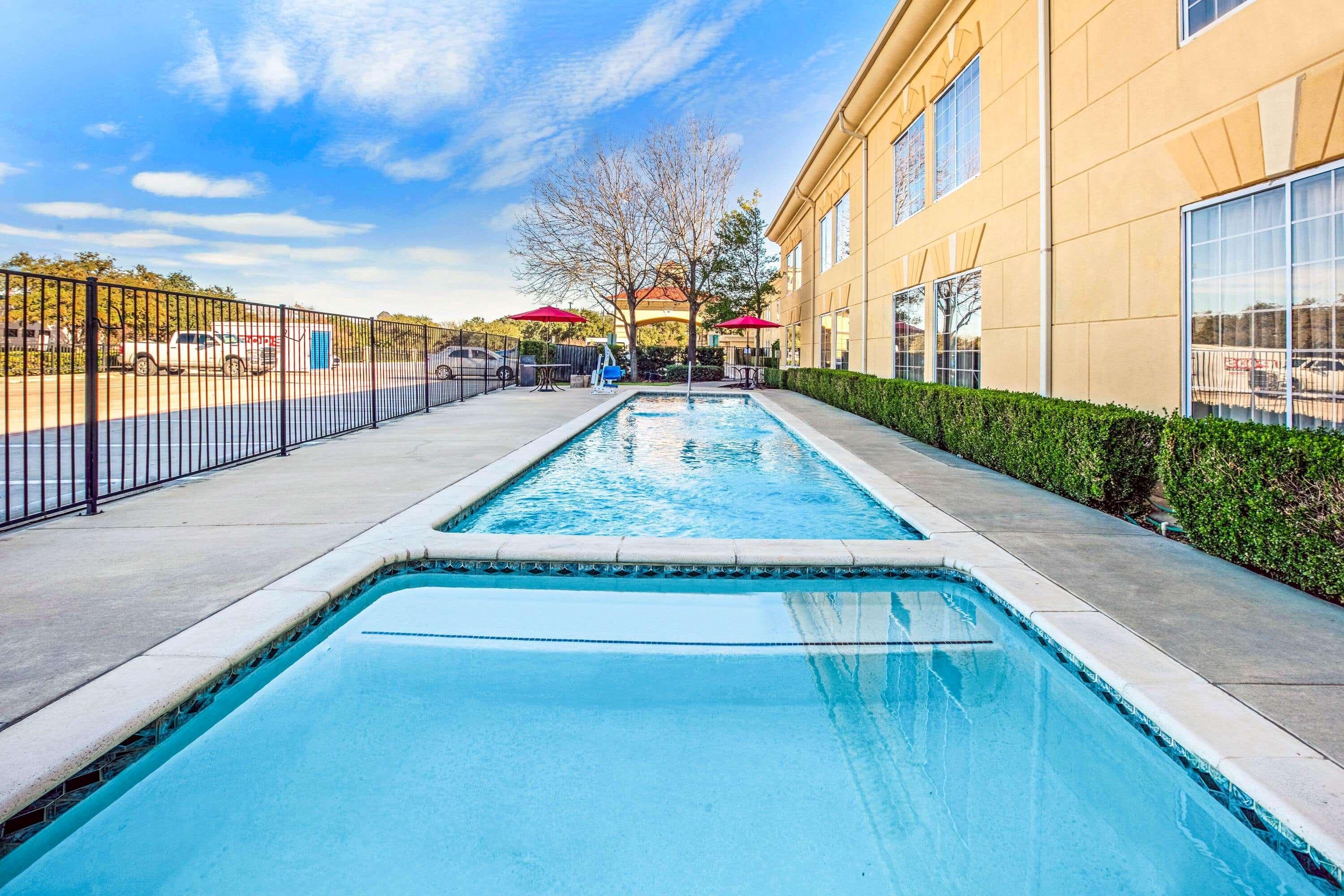 Hotel La Quinta By Wyndham Dallas - Las Colinas Irving Esterno foto